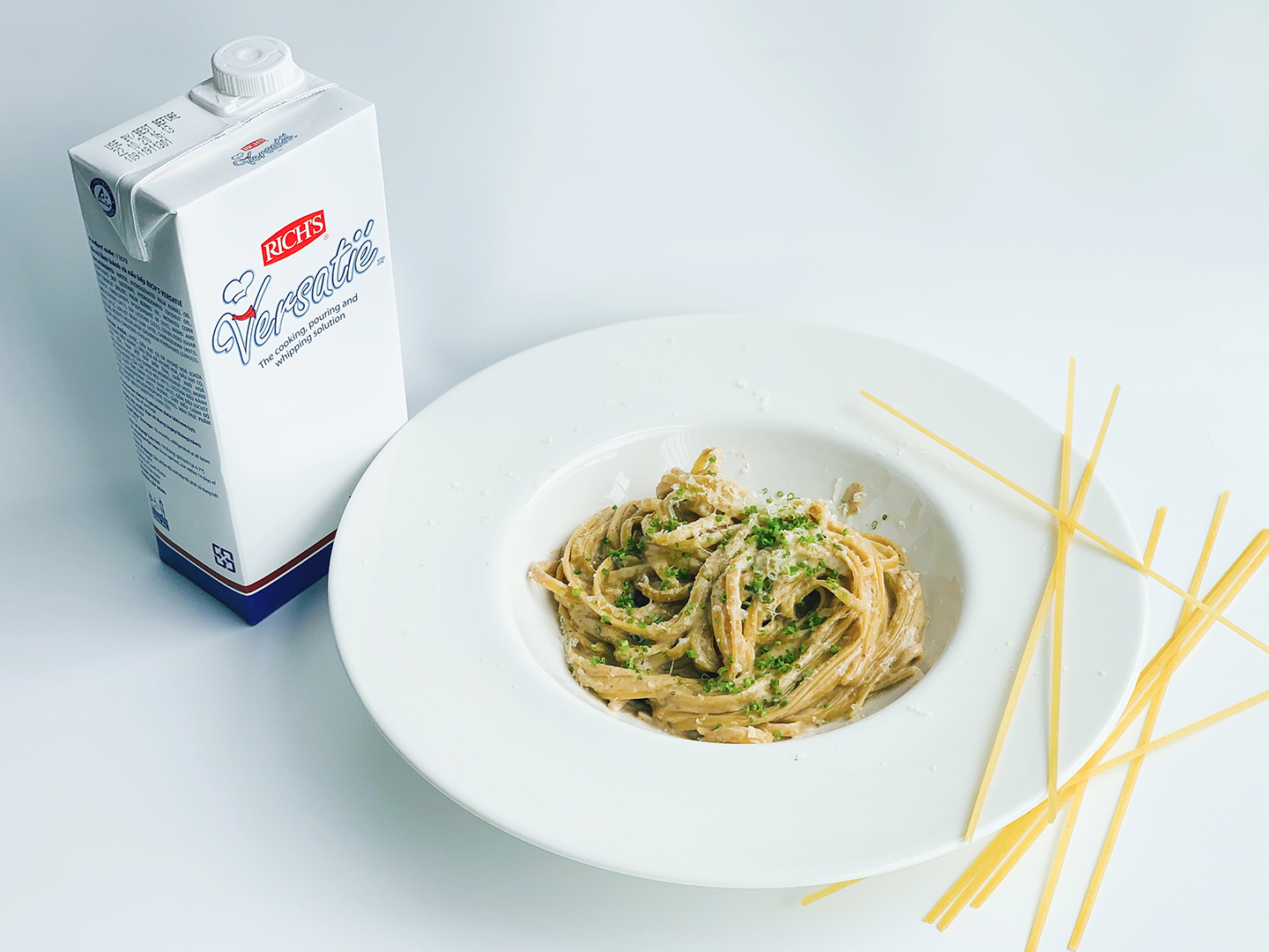 Rich’s Versatié™'s thicker consistency provides a superior and even coating for pasta and spaghetti.