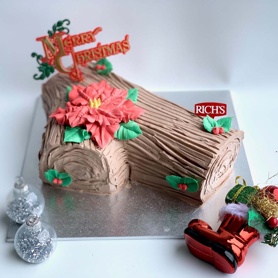 CHRISTMAS 2021 CHOCOLATE YULE LOG CAKE 2