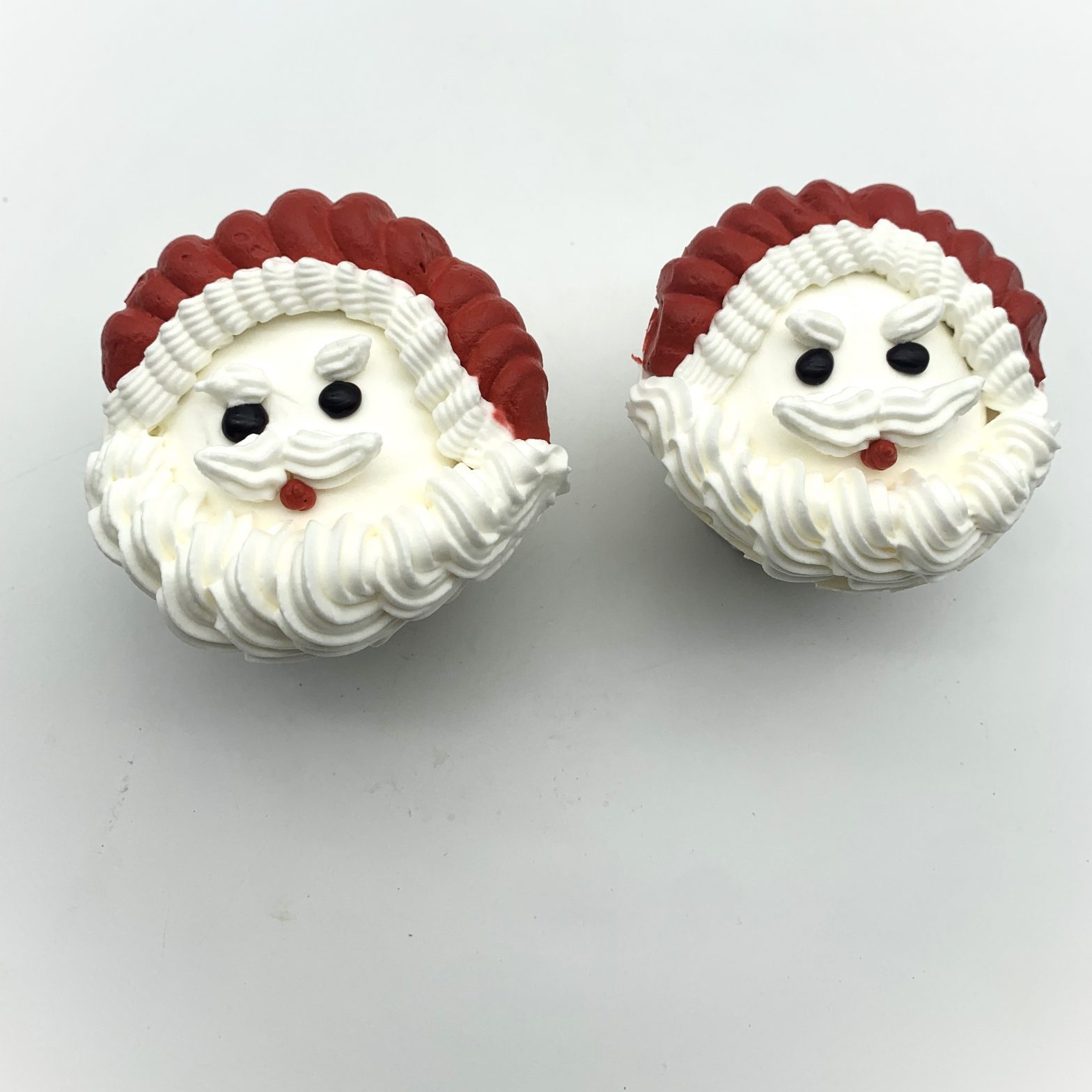 SANTA CLAUS CUPCAKE